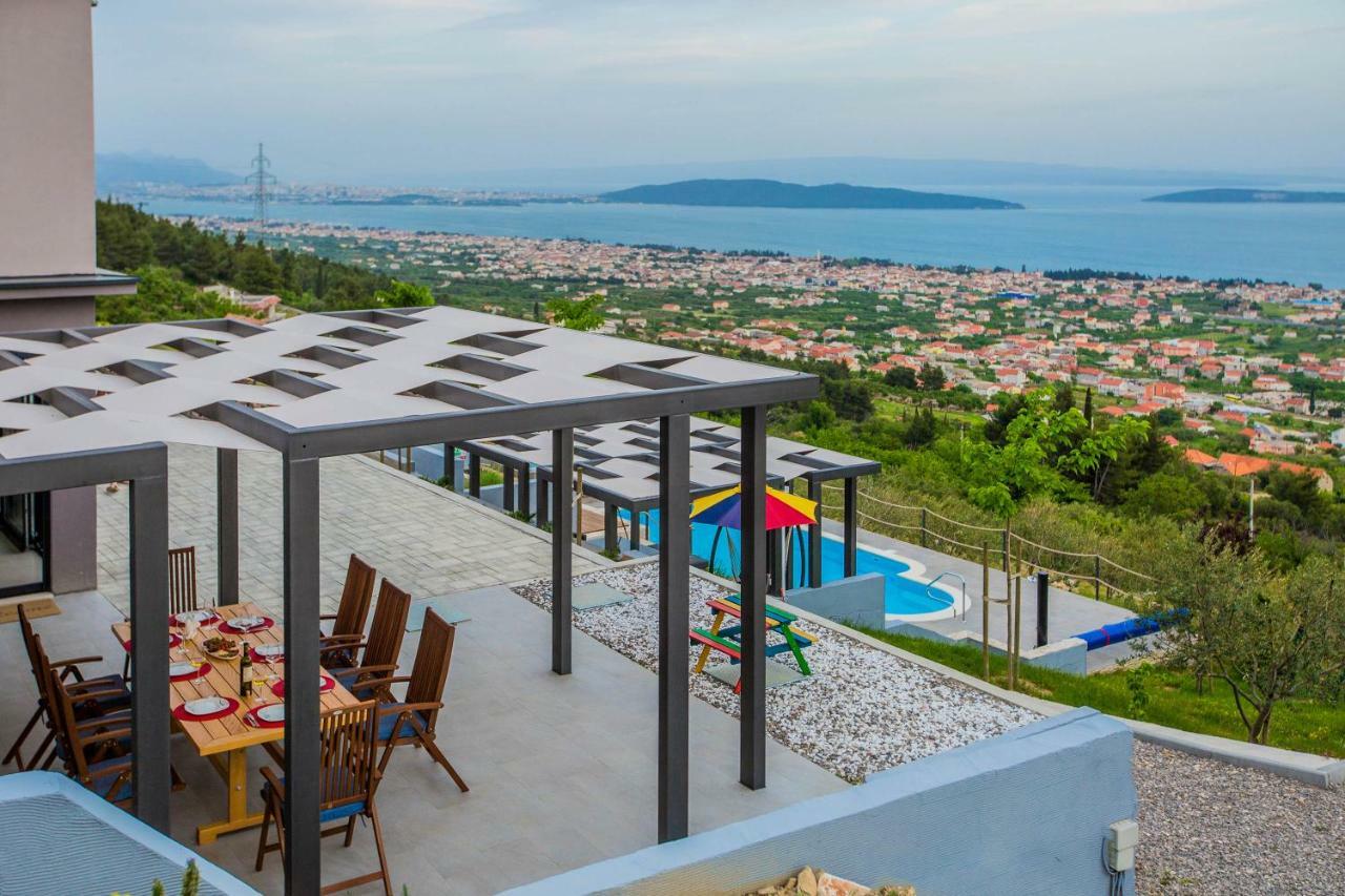 Villa Blue Hill Kastela Exterior photo