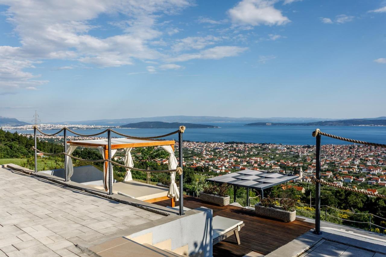 Villa Blue Hill Kastela Exterior photo